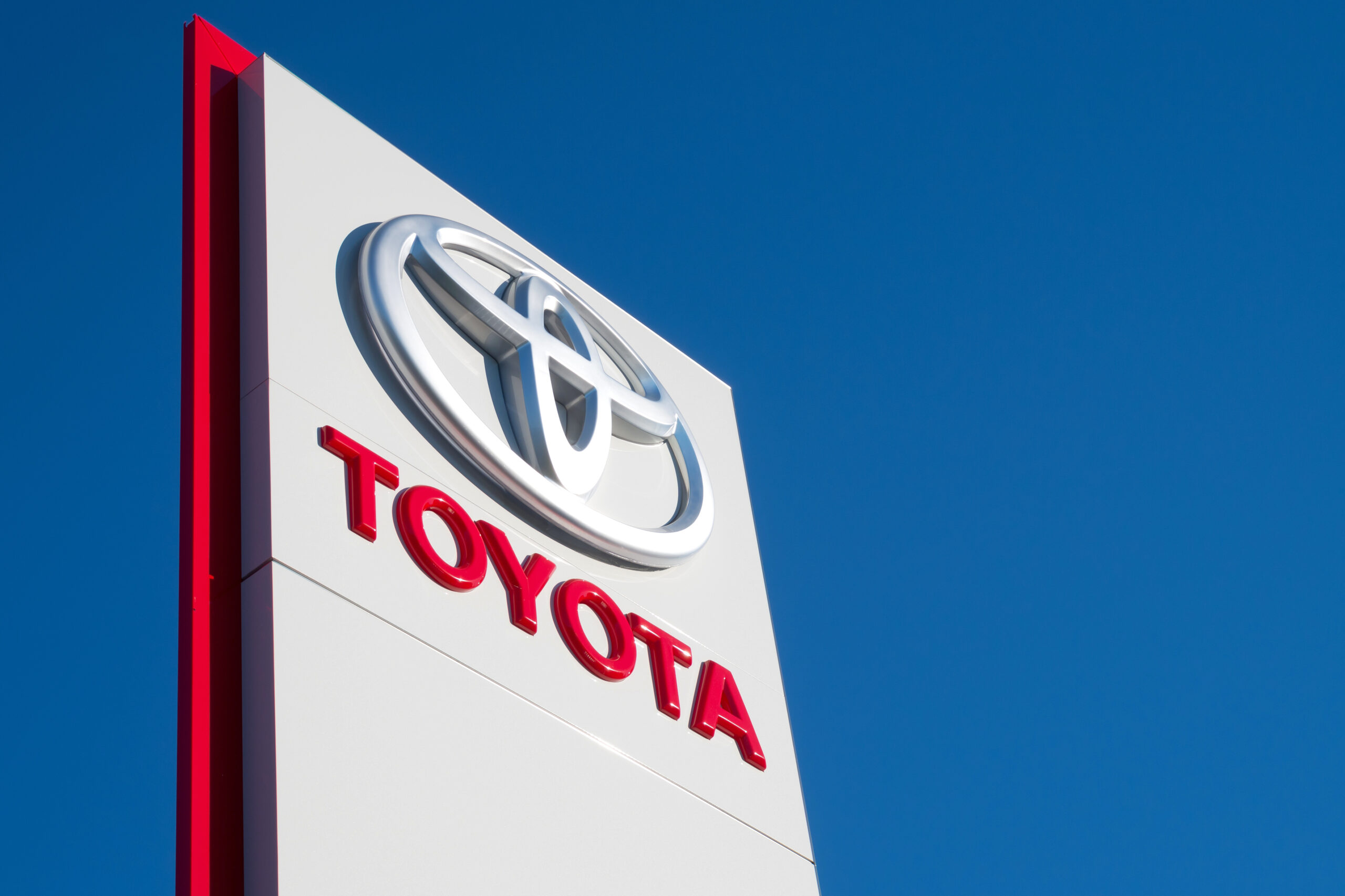 Toyota to Invest $5.6B in EV Battery Manufacturing while Eyeing Hydrogen Fuel Cell Market